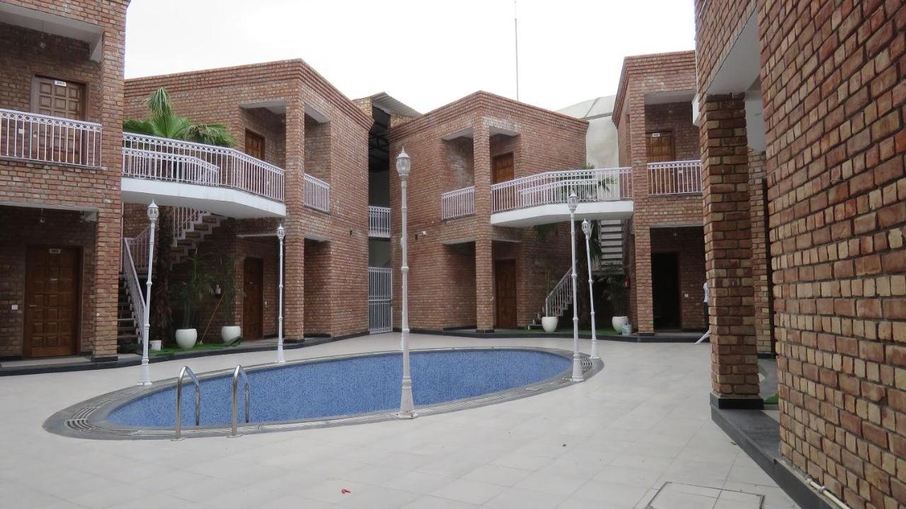 Raja Ji Hotels & Restaurant Jind Buitenkant foto