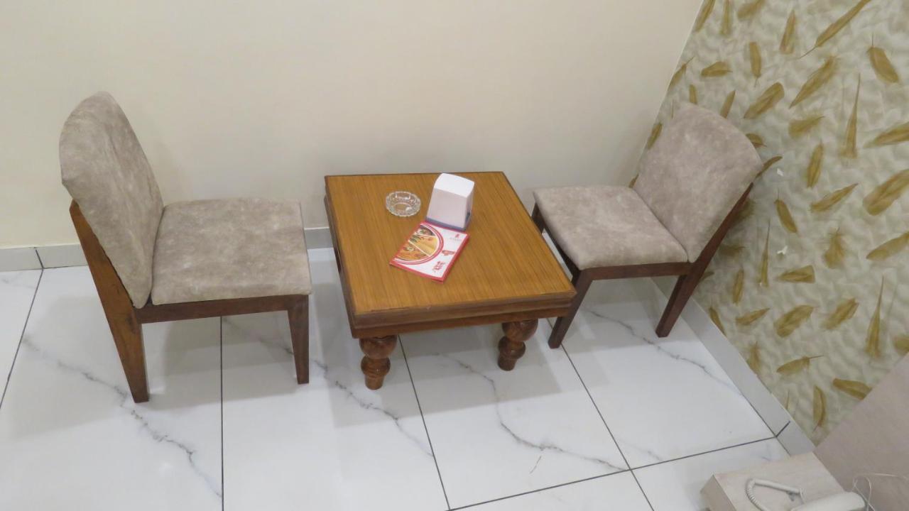 Raja Ji Hotels & Restaurant Jind Buitenkant foto
